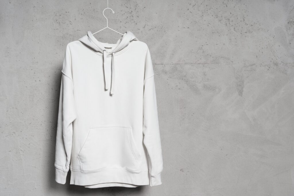 カスタムTシャツ作りは簡単?自社で作れる方法と機材を解説