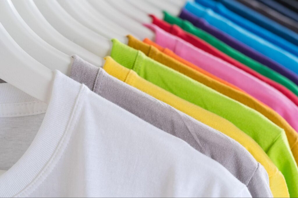 オリジナルTシャツを販売!小規模導入のメリットで新規事業を開始